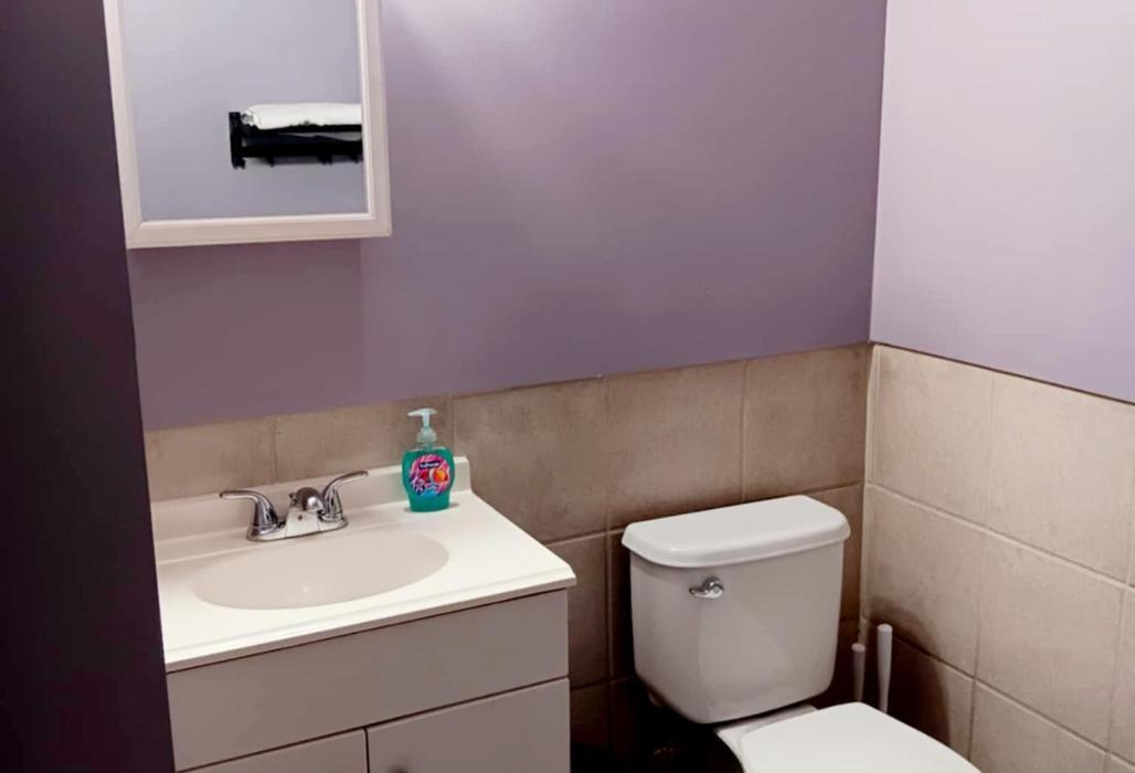 Apartment 3-min Walk Ferry, Free Wi-fi,free Spacious Parking St. Ignace