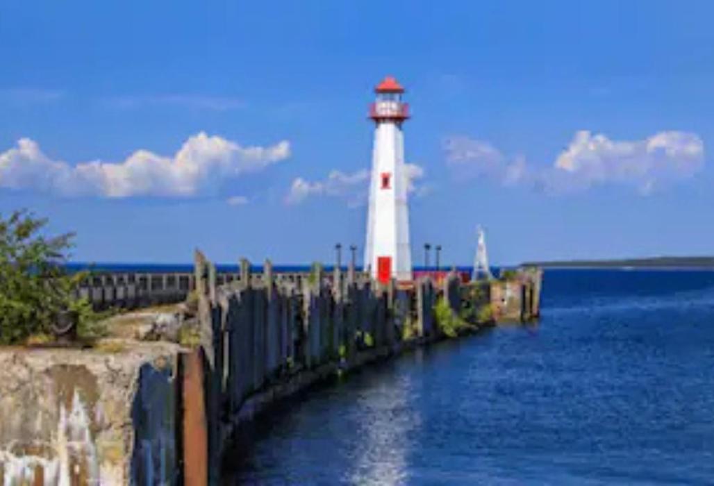 3-min Walk Ferry, Free Wi-fi,free Spacious Parking